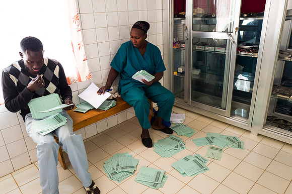 Jahaly Health Centre. Angelika Berndt photography