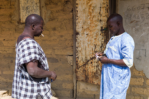 Life and medical aid in Buniadu, The Gambia, by Angelika Berndt photography.