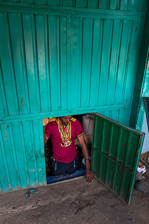 Live on the edge of society in Dessie, Ethiopia.