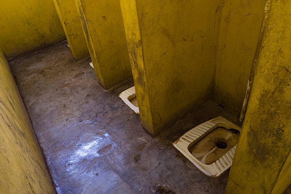 Live on the edge of society in Dessie, Ethiopia.