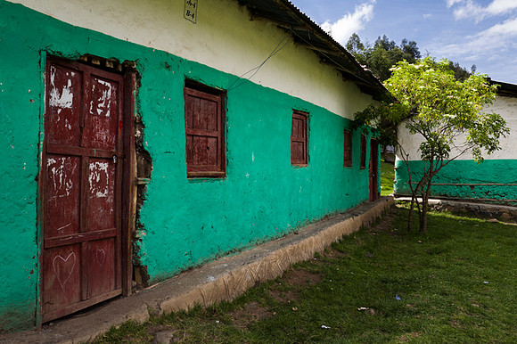 Live on the edge of society in Dessie, Ethiopia.