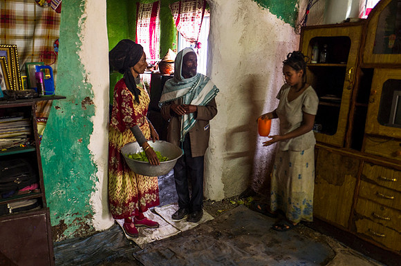 Live on the edge of society in Dessie, Ethiopia.